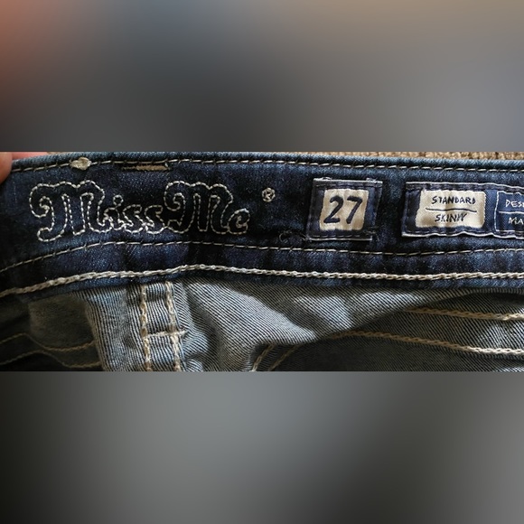Buckle Miss Me Jeans - Picture 3 of 3